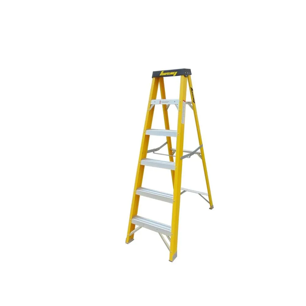 Safeline Fibreglass 6 Thread Step Ladder (61" High)